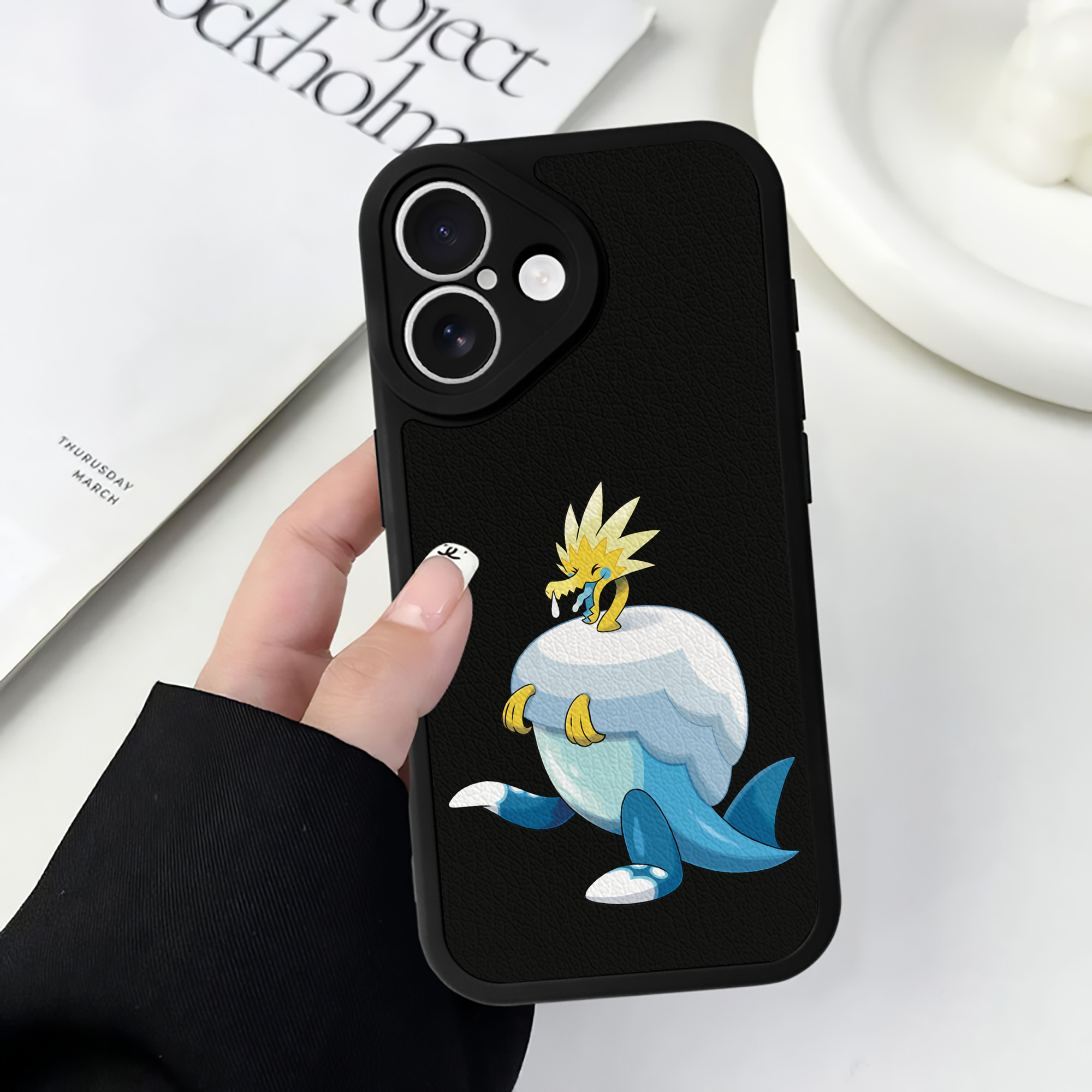（画像用） ポケットモンスター Pokémon 【iPhone 16シリーズ対応】シリコンスマホケース（レザー調） 材質：シリコン
